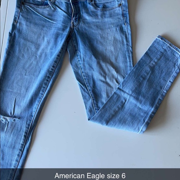 Jeans - Picture 2 of 4